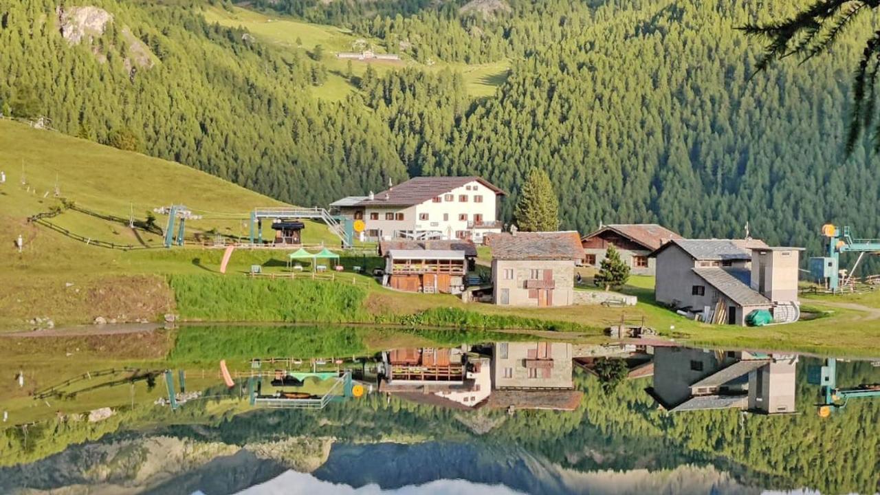 Locanda Ristorante Bar Del Lago Chamois Εξωτερικό φωτογραφία